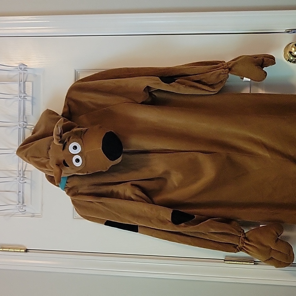 Coatume-- Scooby Doo